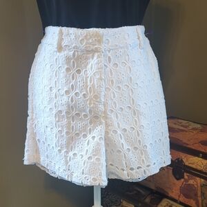 VENUS Elegant White Lace Skirt